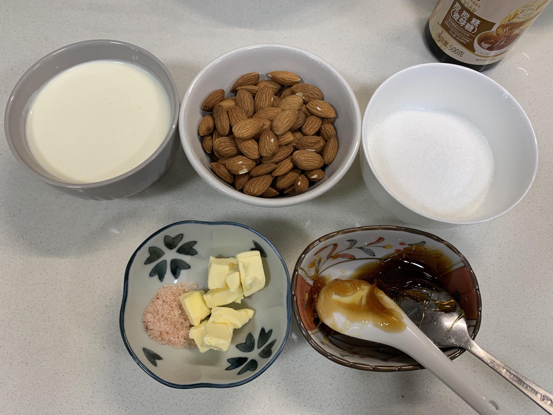 焦糖海盐杏仁太妃糖·免熬焦糖酱一次完成