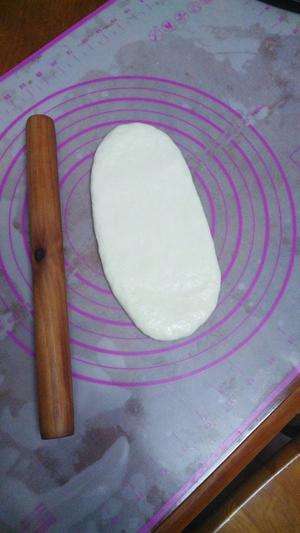 牛奶红豆吐司的做法 步骤2