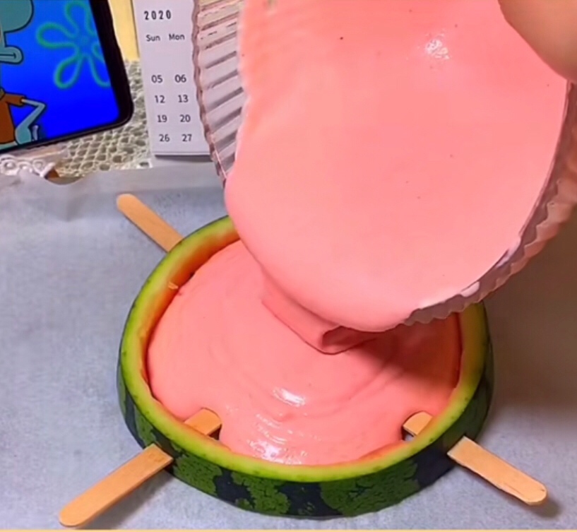 西瓜冰淇淋🍉的做法 步骤9