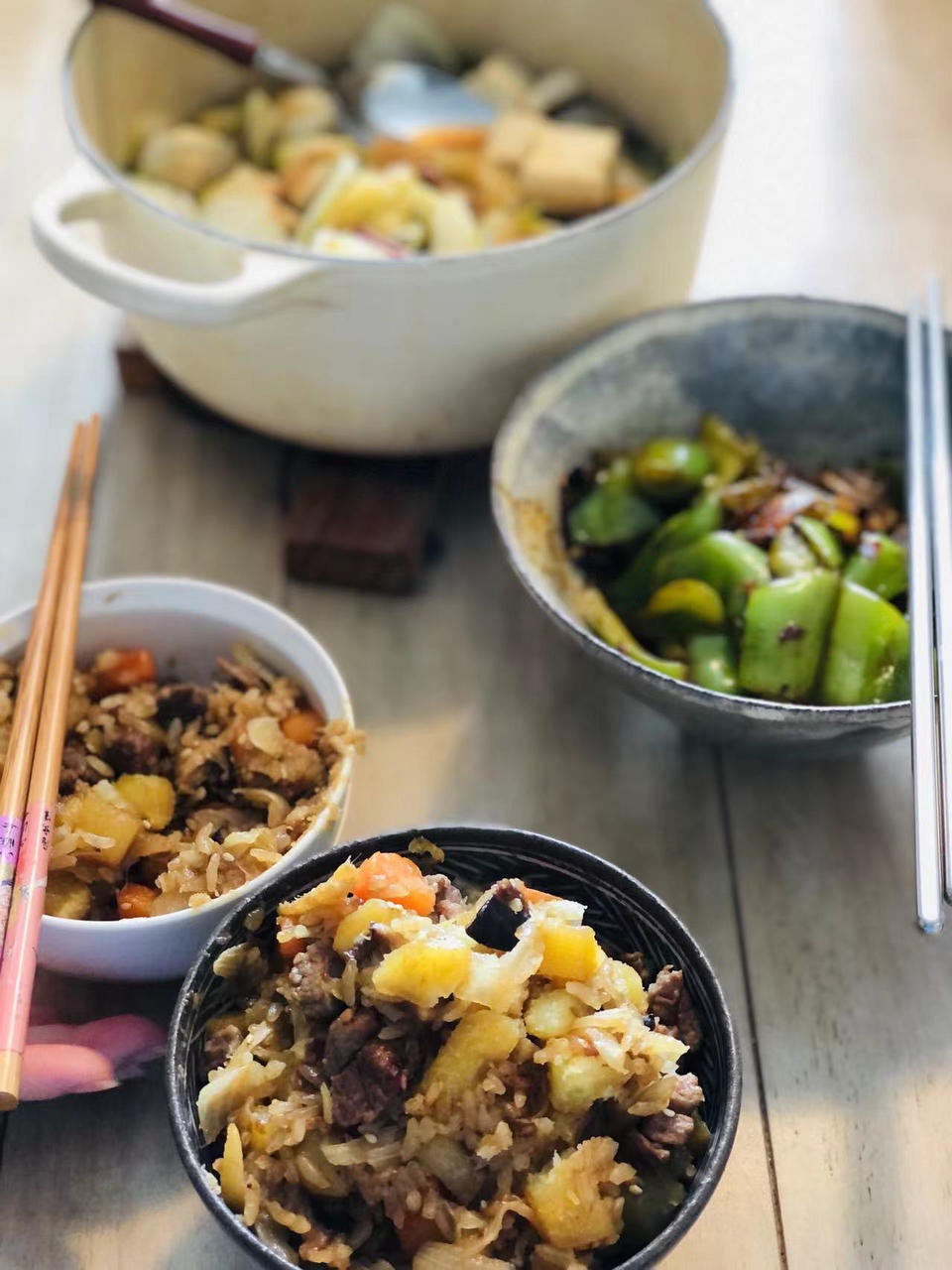 喷香羊肉焖饭