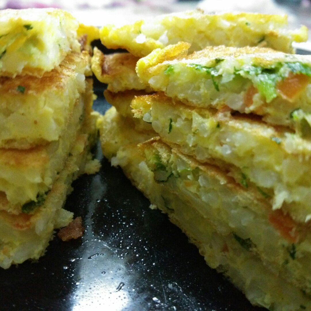 鸡蛋米饭饼——上班族快手早餐