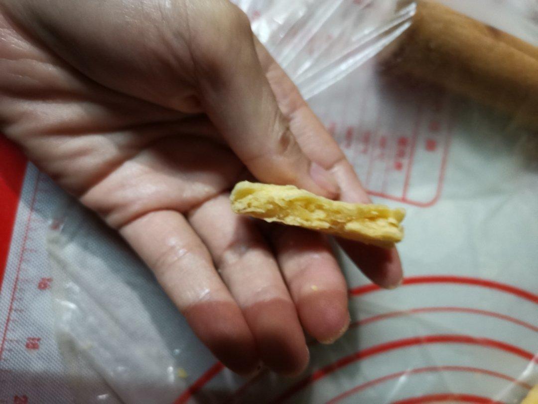咸蛋黄方块酥
