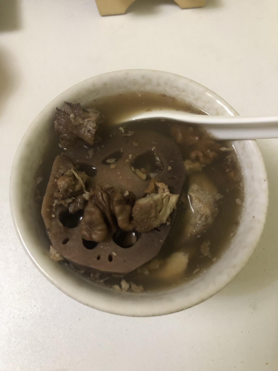 炖肋排