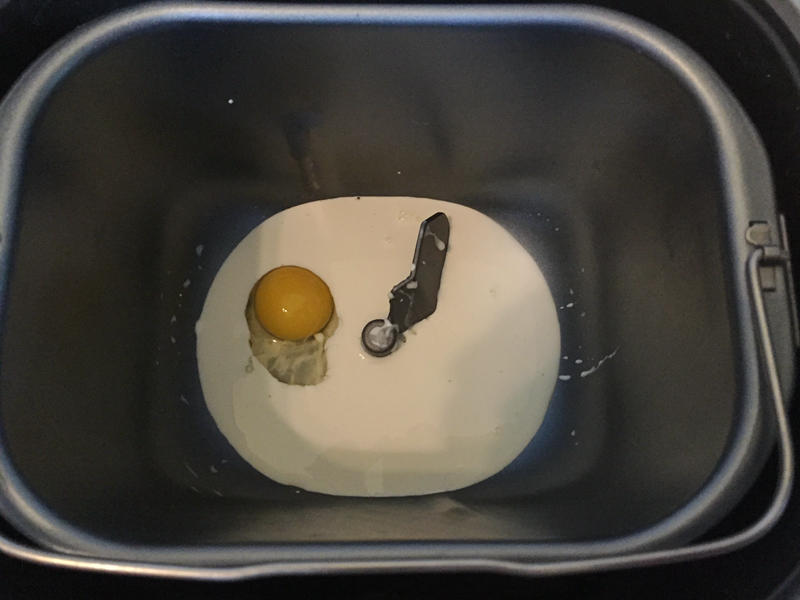 纯奶手撕吐司的做法 步骤1