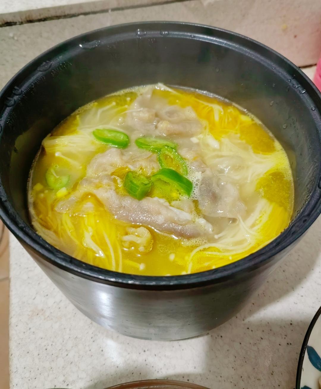 酸汤肥牛（超简单）