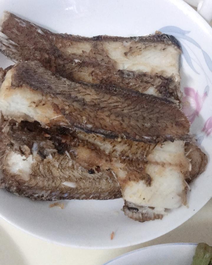 油炸龙舌鱼