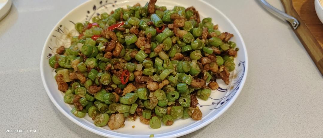 肉沫豆角下饭菜