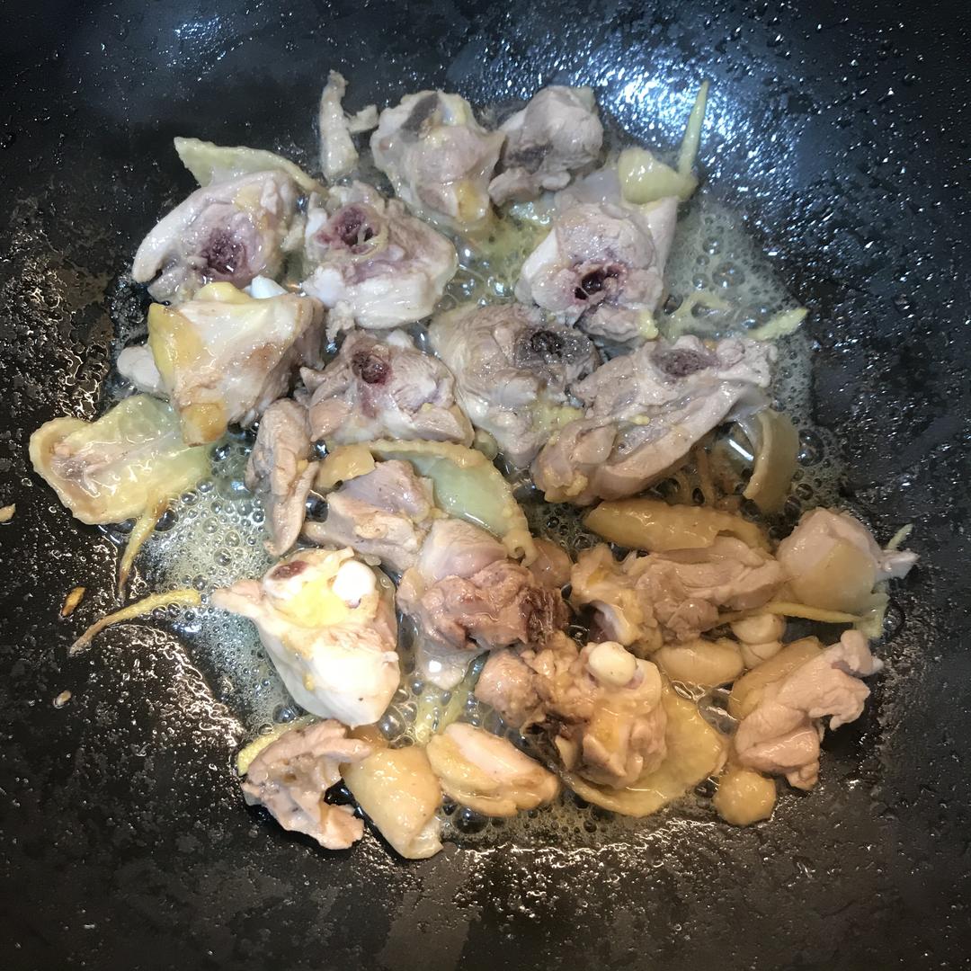 砂锅鸡肉粥的做法 步骤3