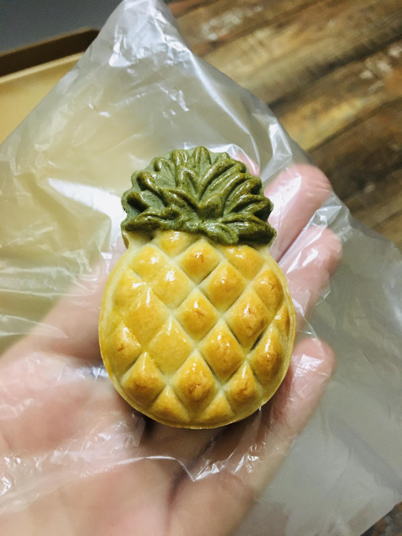 万能广式月饼皮（附上菠萝月饼制作）