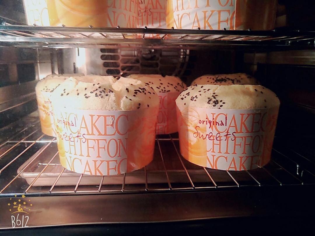 [UKOEO高比克风炉]戚风蛋糕的做法(有水戚风)含视频教程
