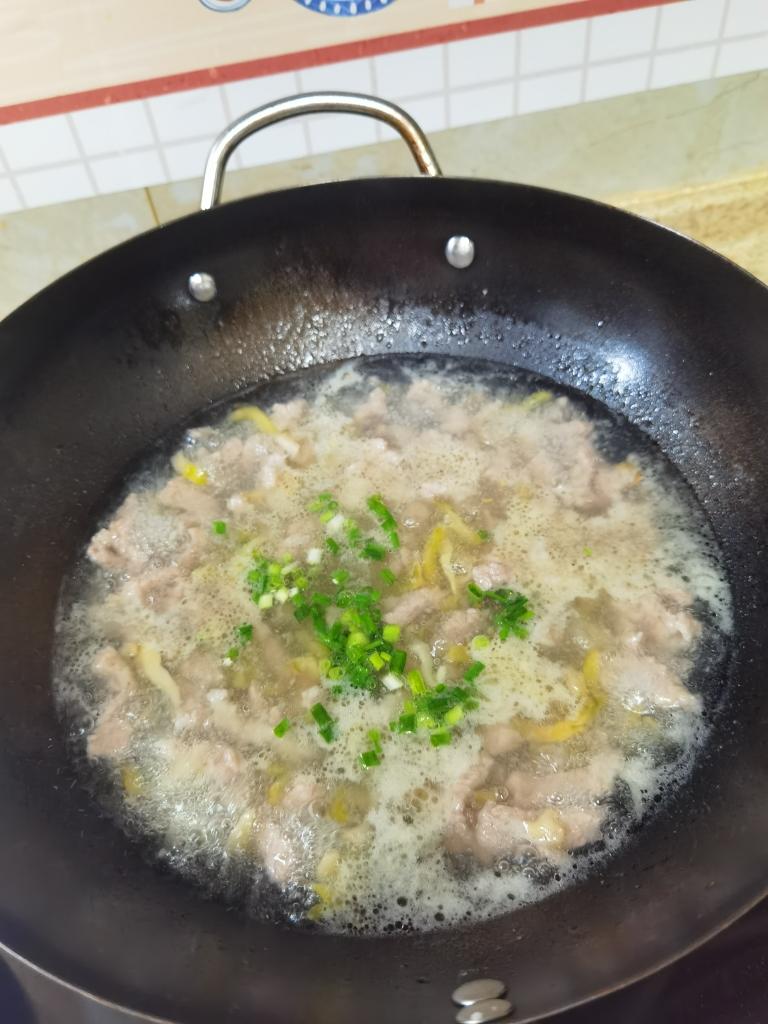 🔥超级快手‼️榨菜肉丝汤的做法 步骤6