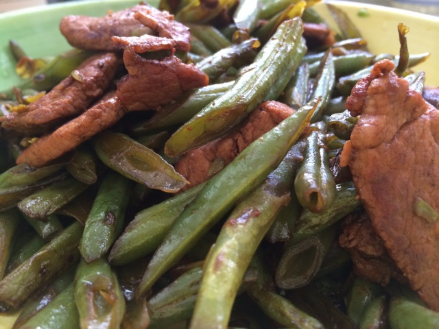 豆角炒肉