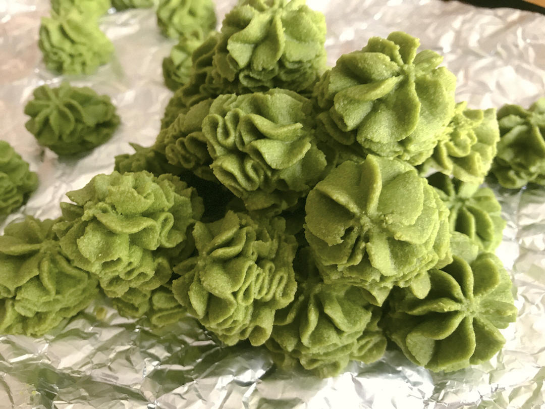 酥到掉渣的网红珍妮曲奇，牛油小花