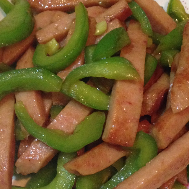 初见-521做的青椒午餐肉