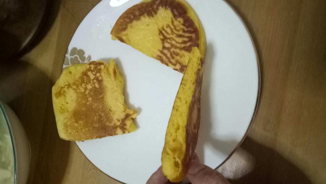 玉米面小饼子