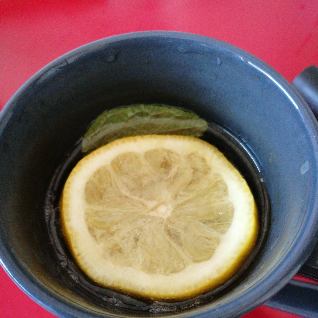 柠檬薄荷苏打水