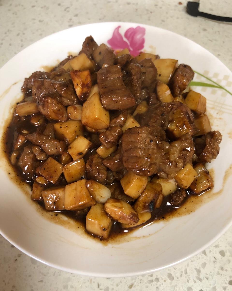 黑蒜子牛肉粒