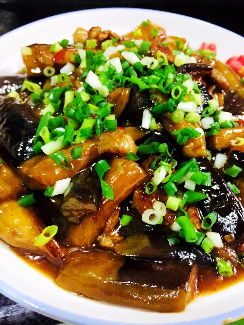 巨简单的家常鱼香茄子煲