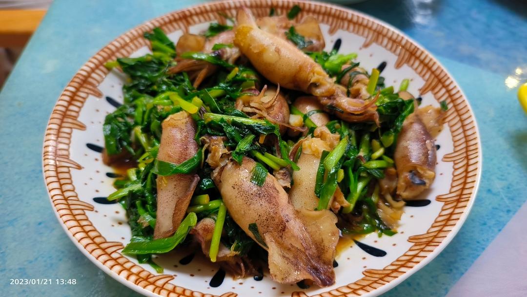 墨鱼炒韭菜