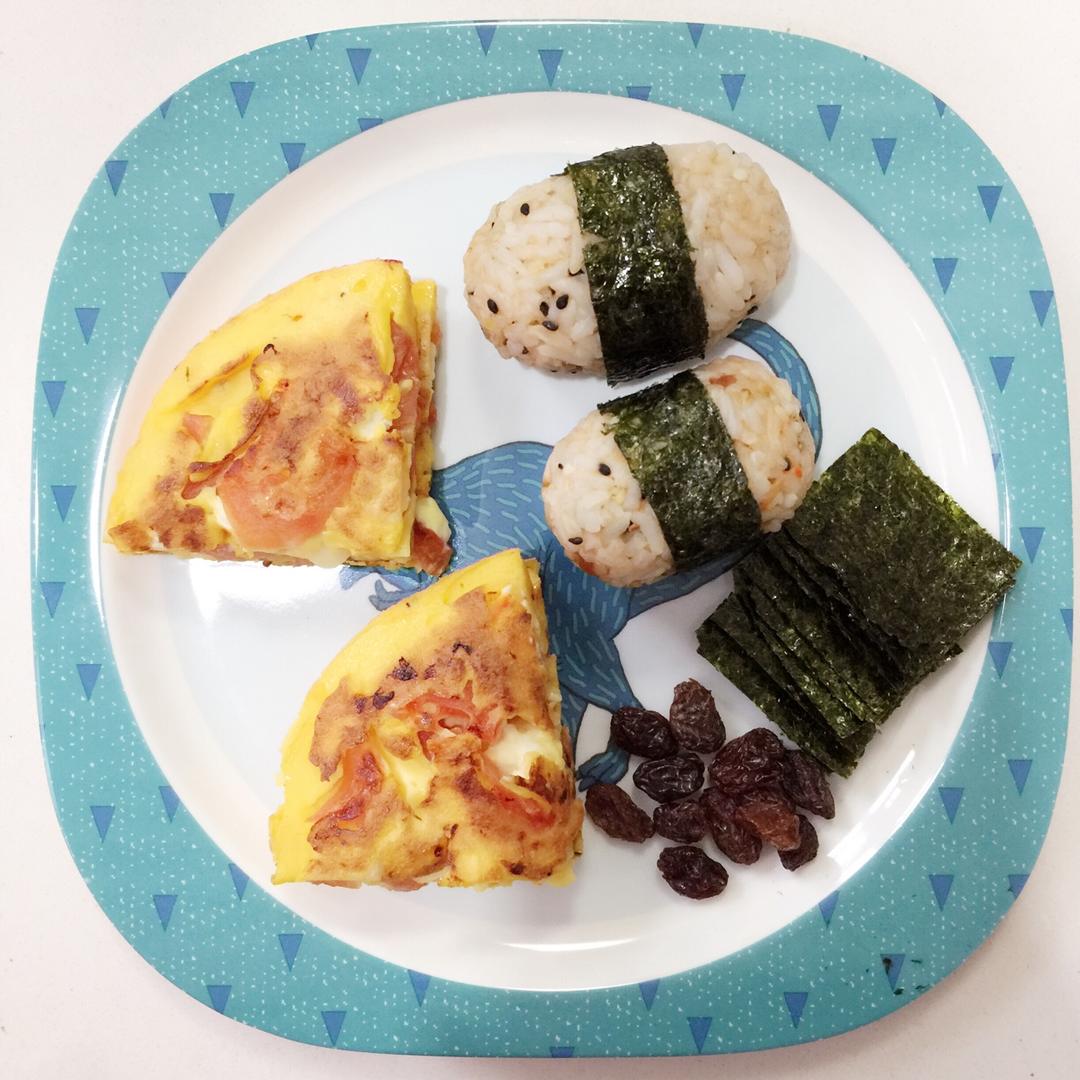 海苔肉松饭团
