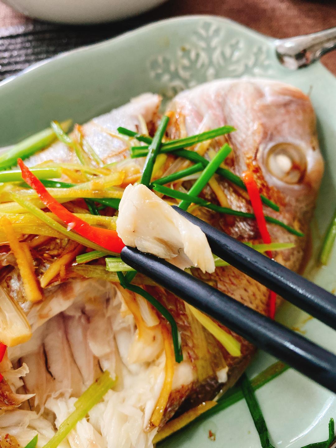 真鲷 加纳鱼料理 清蒸葱油汁真鲷 原汁原味清蒸鱼的做法步骤图 海鲜俞大大家的 29 下厨房