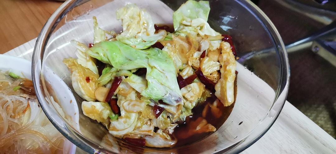厨师长教你：“手撕包菜”的家常做法,简单又不失美味