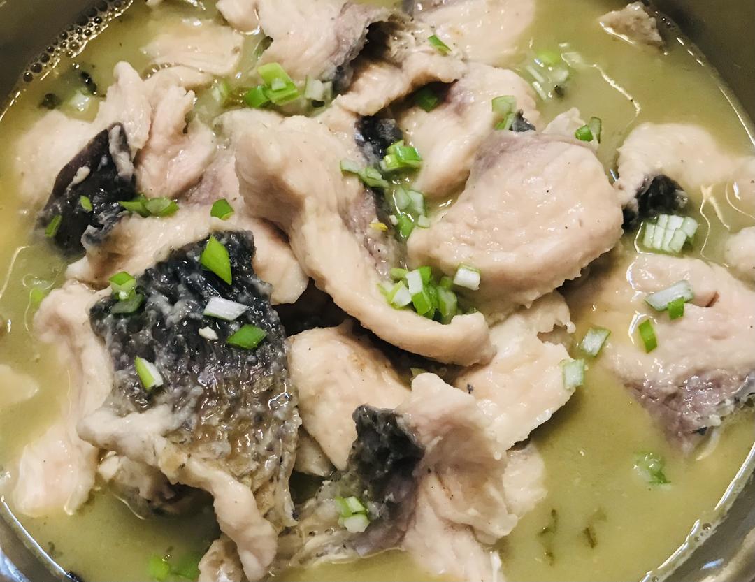 所有厨师都不会告诉你的秘密，今天我来揭秘，酸菜鱼