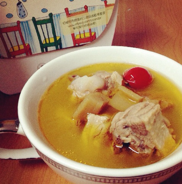 酸萝卜老鸭汤
