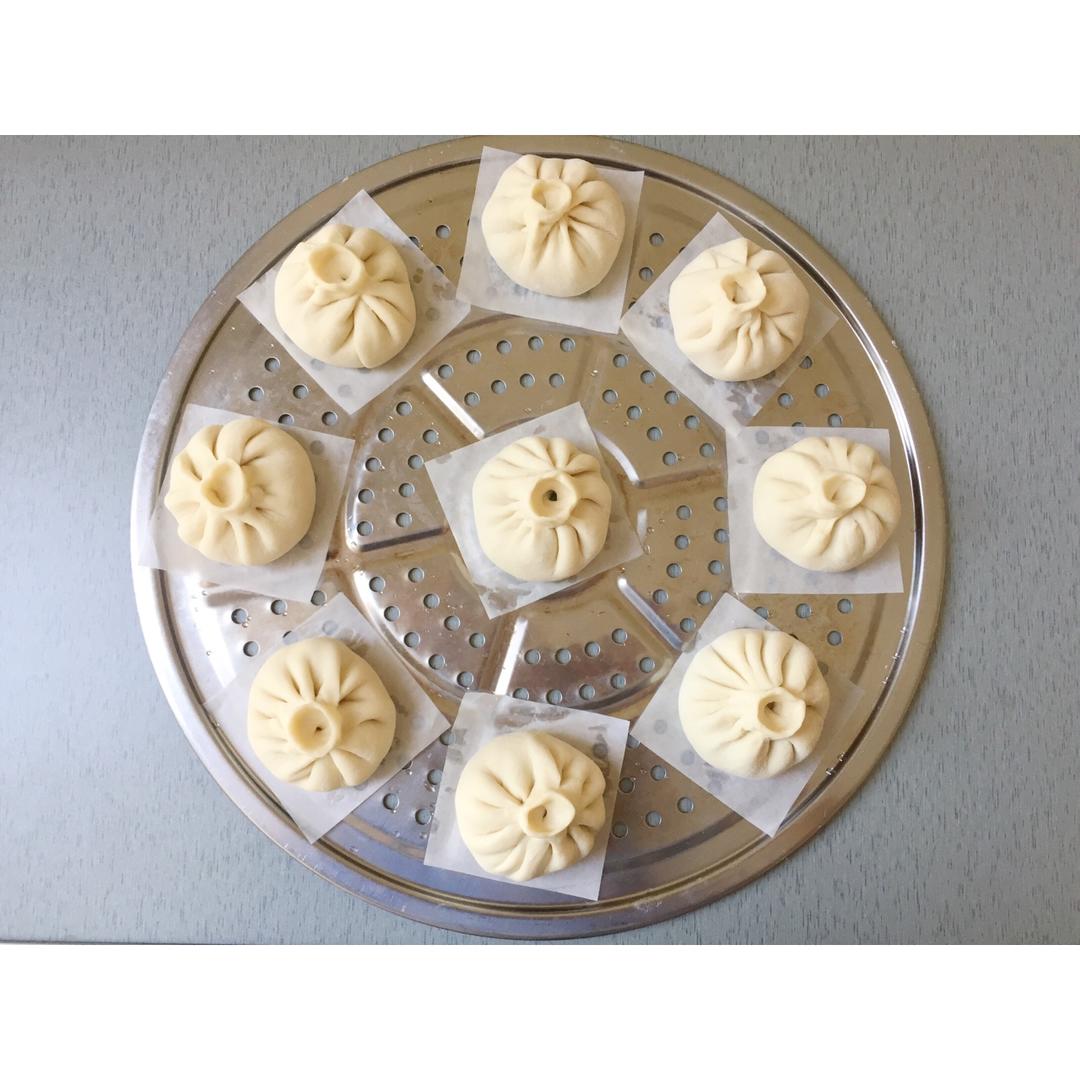肉包子,杠杠的