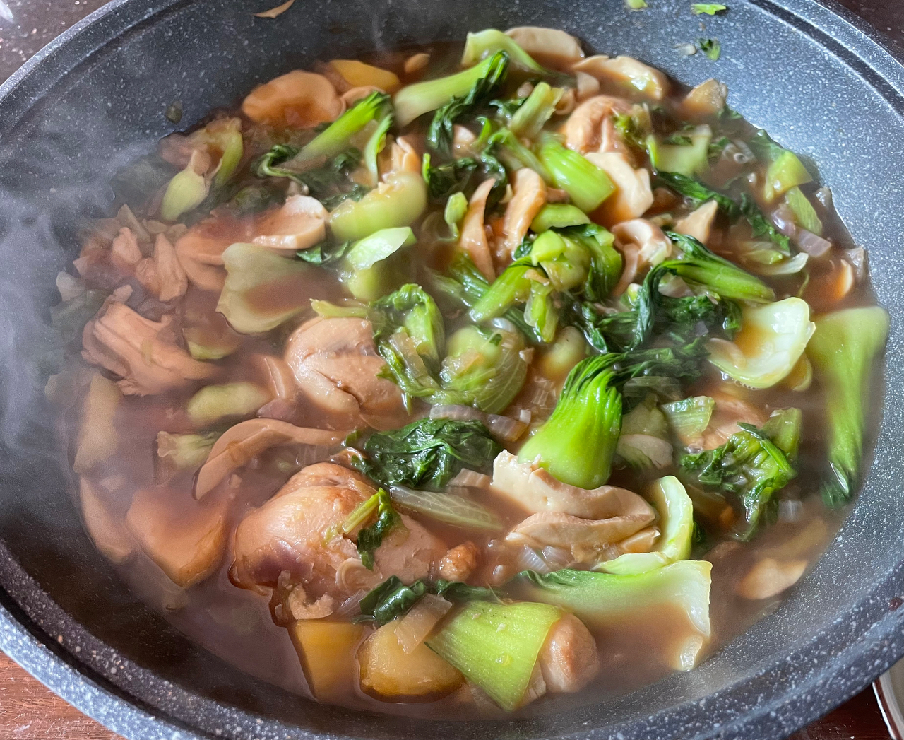 鲜蘑菇青菜汤