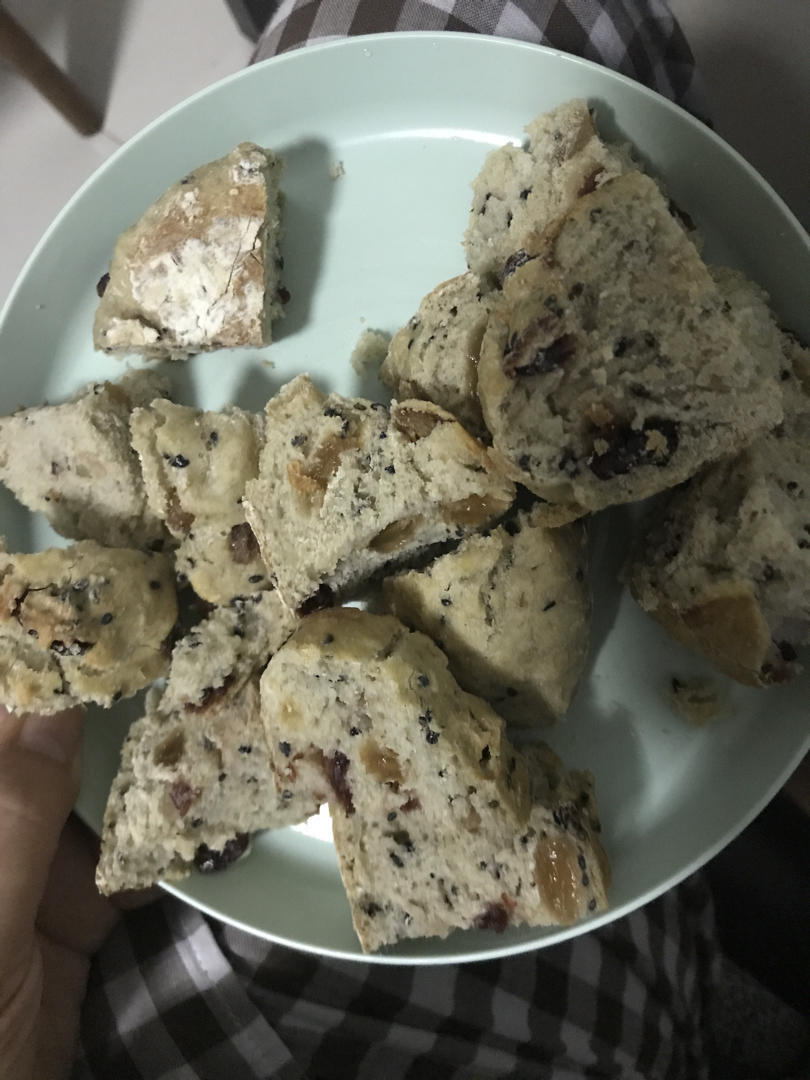 终于找到做欧包的诀窍（无糖无油免揉普通面粉）