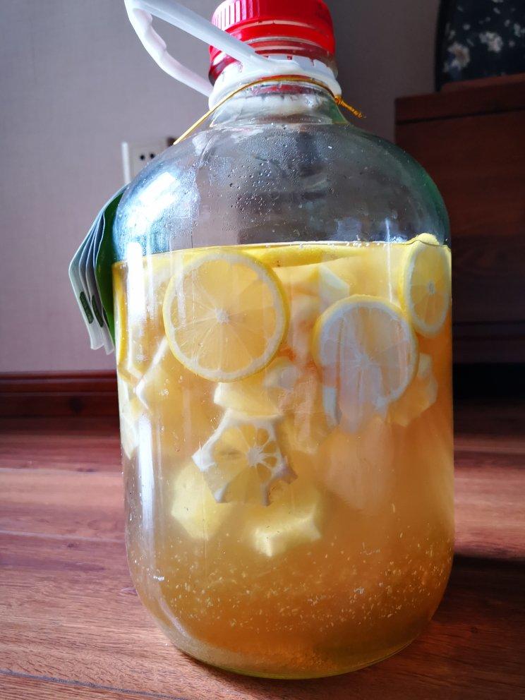 吃爱吃的吃的做的柠檬酒酿制