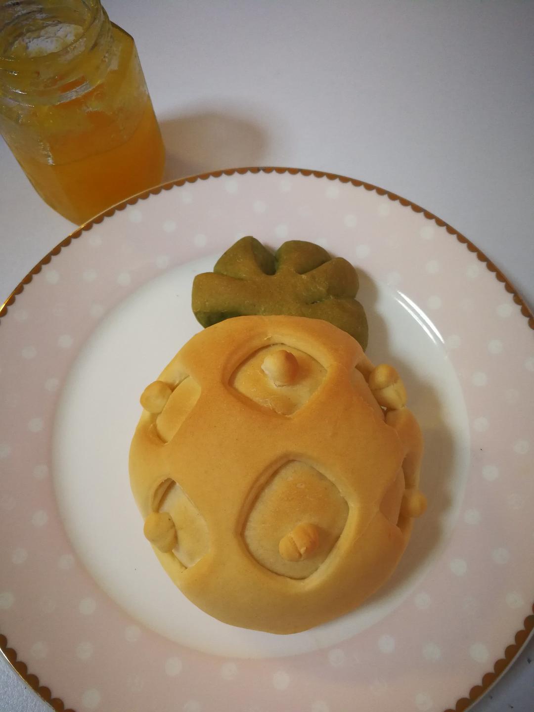 菠萝面包