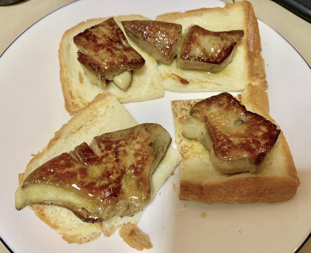 法式鹅肝面包的做法