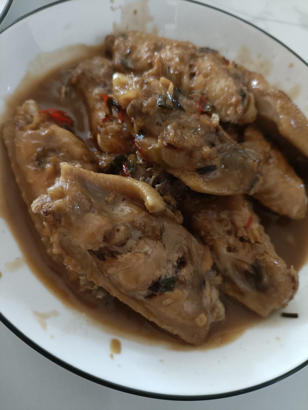 外婆教我的红烧鸡翅·连汤汁都狠好吃！！！