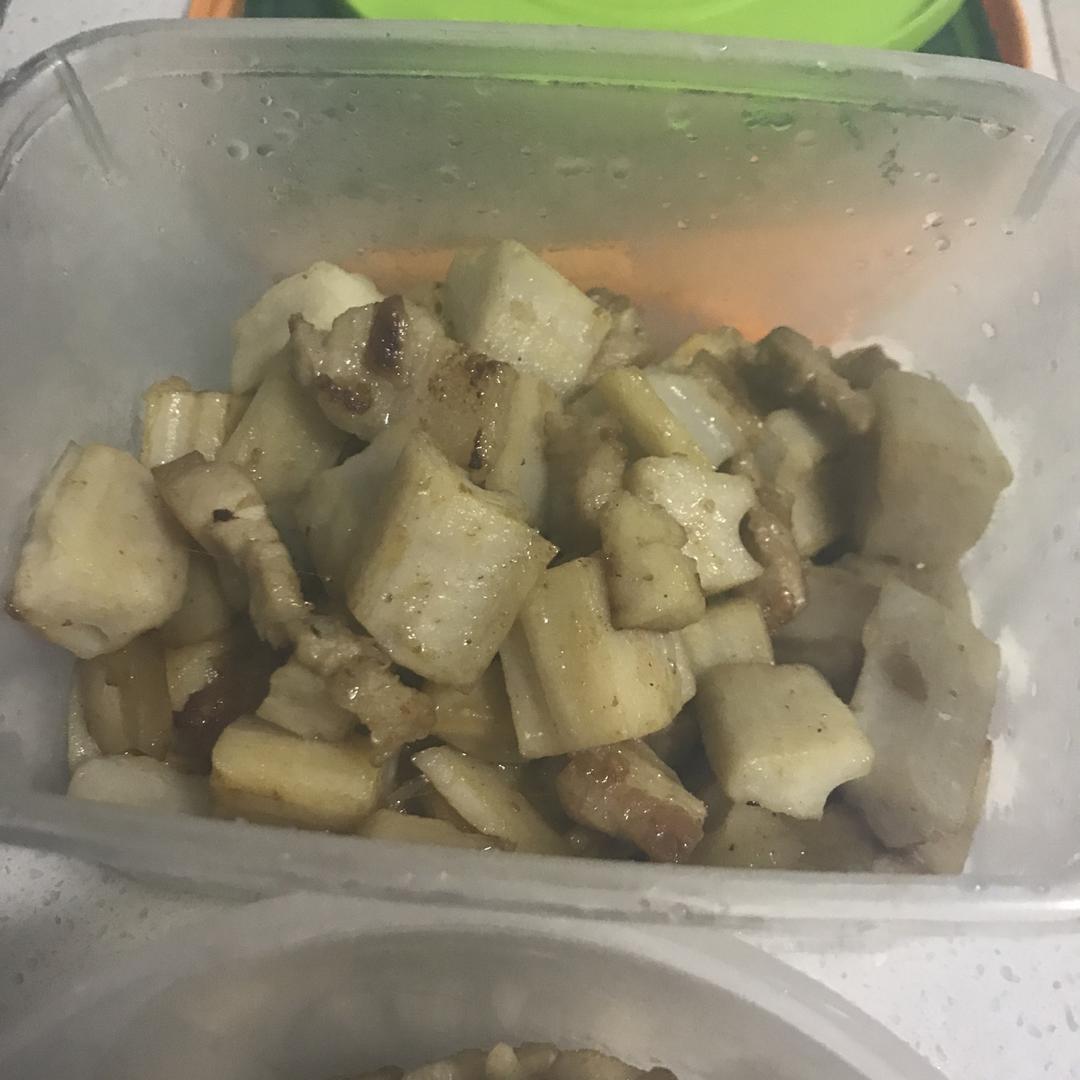 藕丁炒肉（酸甜版）