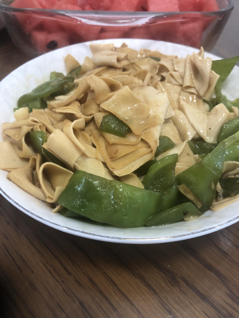 尖椒炒干豆腐