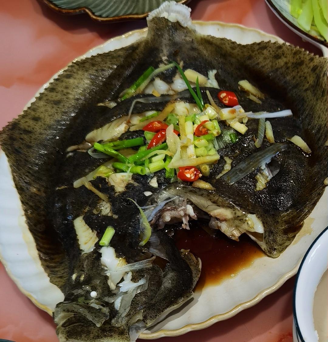 清蒸多宝鱼（黄鱼、鲈鱼、桂鱼……）