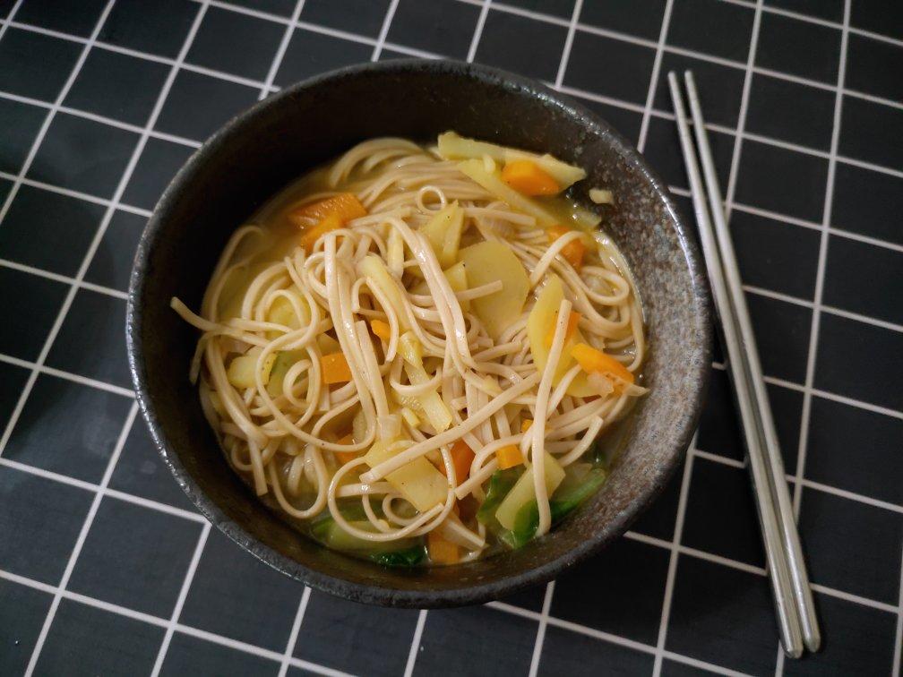 简单快手咖喱荞麦面