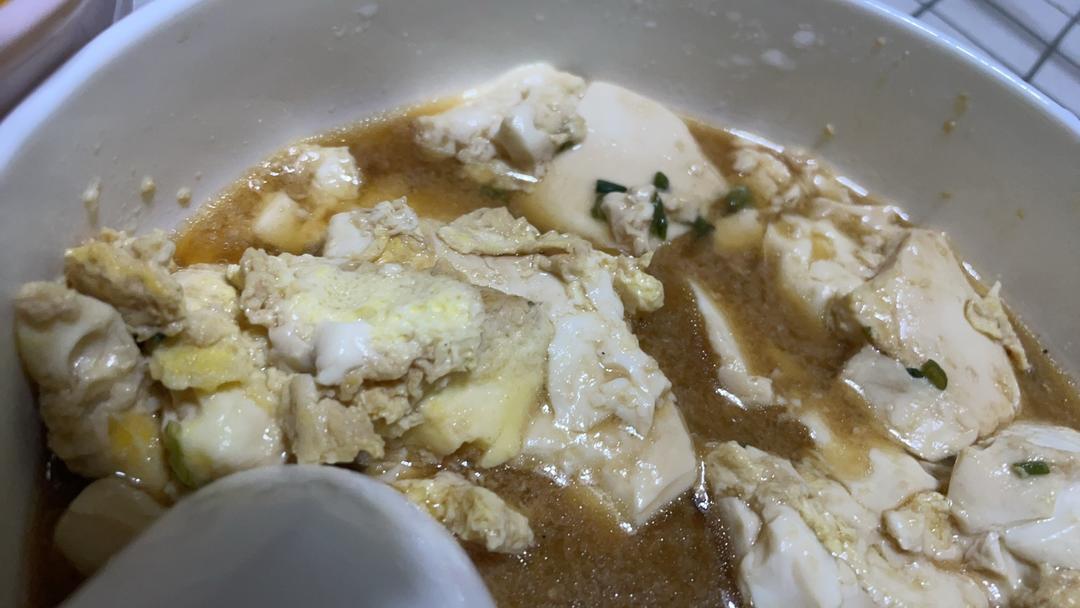 豆腐抱蛋