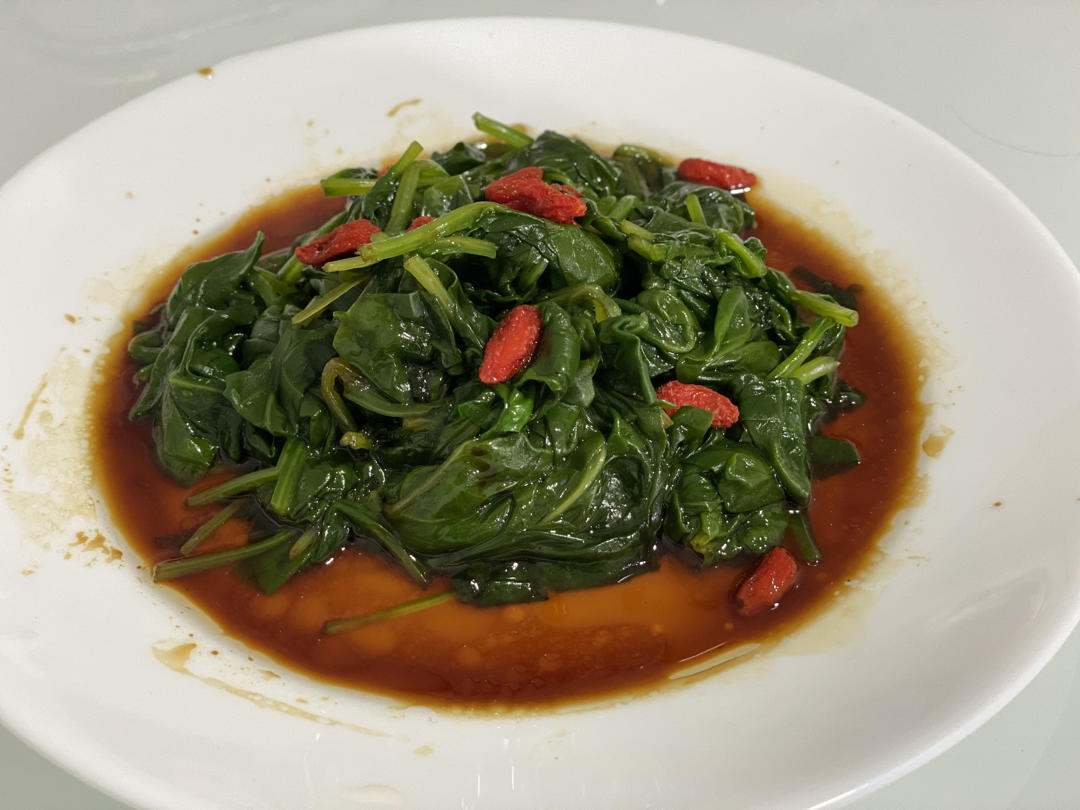 凉拌菠菜(家传秘方)