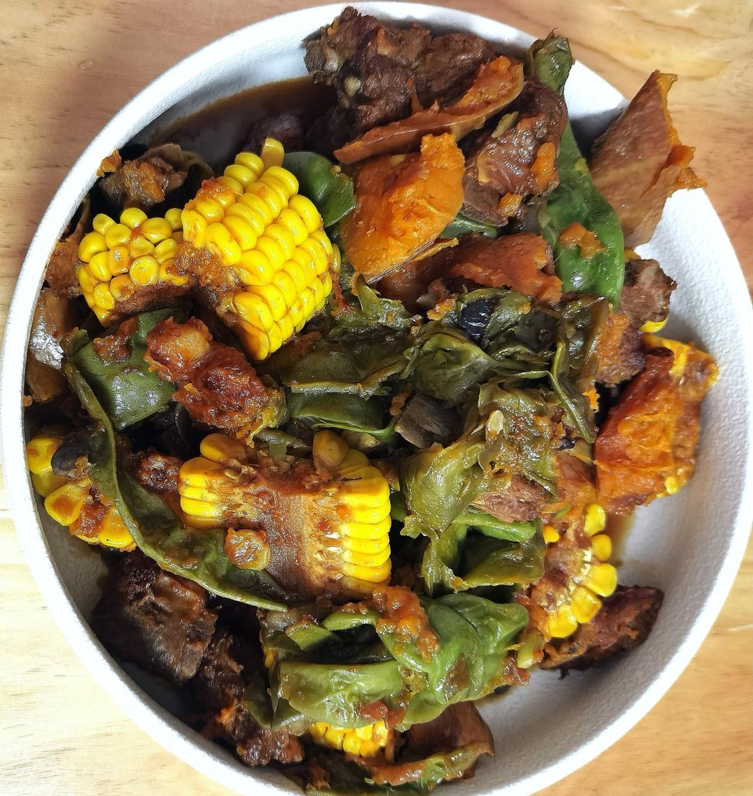 经典东北大丰收之排骨炖豆角玉米🌽南瓜🎃一锅出