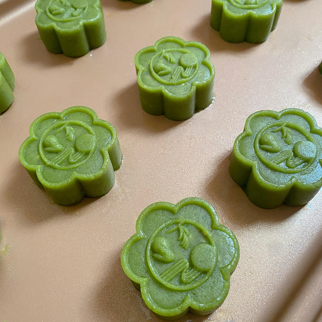 今年爆火的开心果脆皮月饼｜开心果霸霸月饼