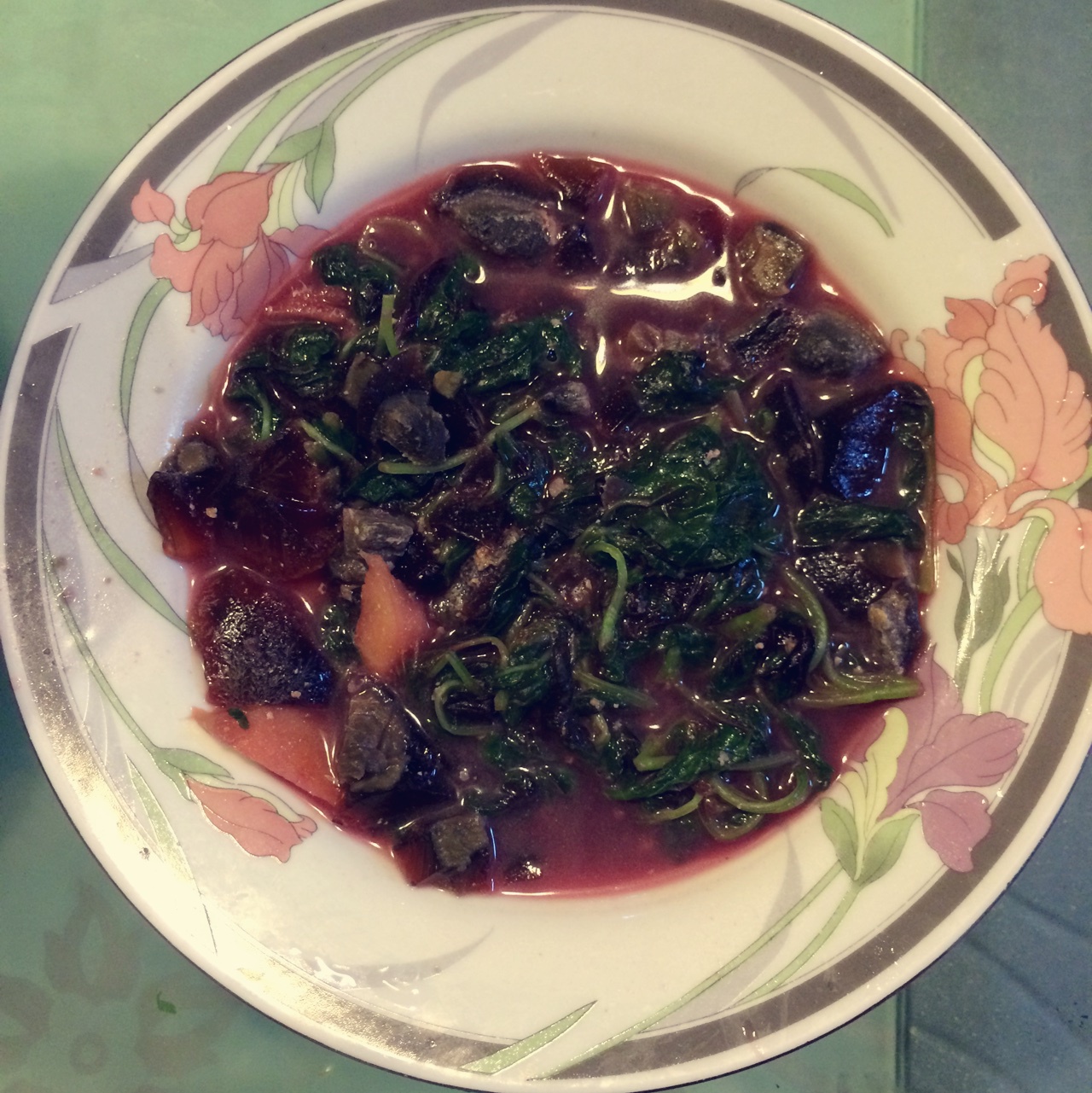 皮蛋苋菜煲