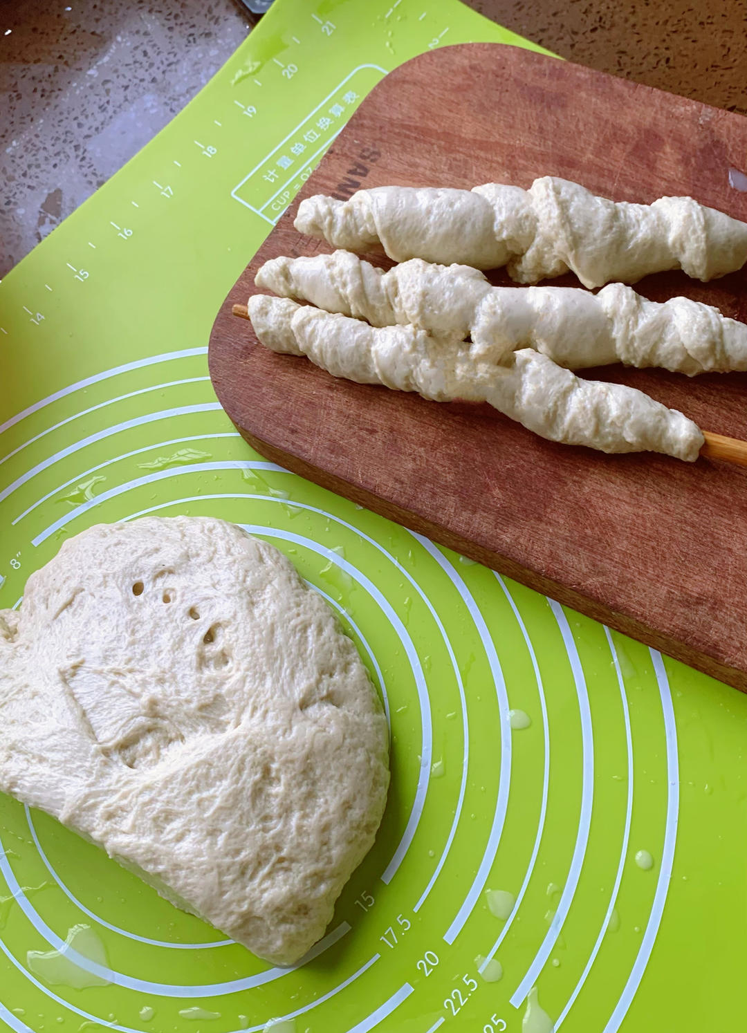 自制面筋1⃣️不用洗面版，操作简单，成功率百分百，内附卷面筋视频！