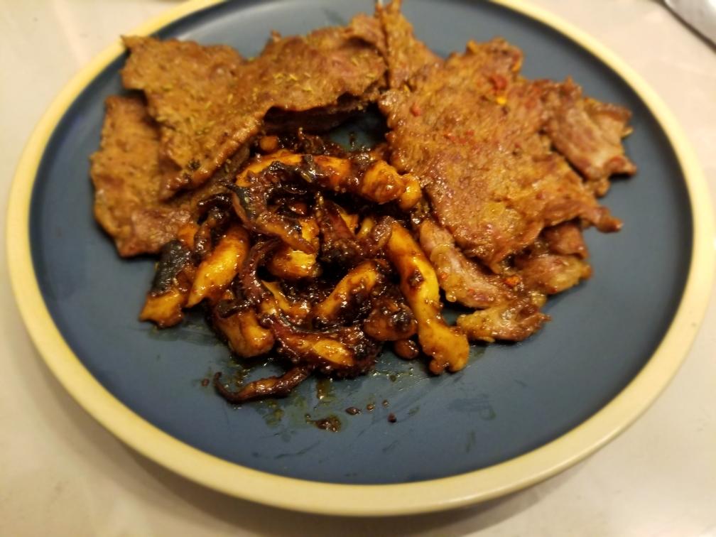 铁板鱿鱼，铁板牛肉，秘方酱汁的做法
