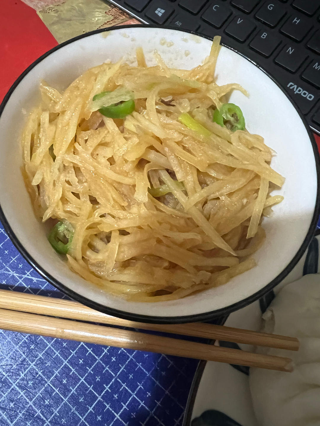 在家也能做出馆子味儿的醋溜/炝炒/酸辣土豆丝（就是那道看似简单，实则步步玄机的土豆丝）