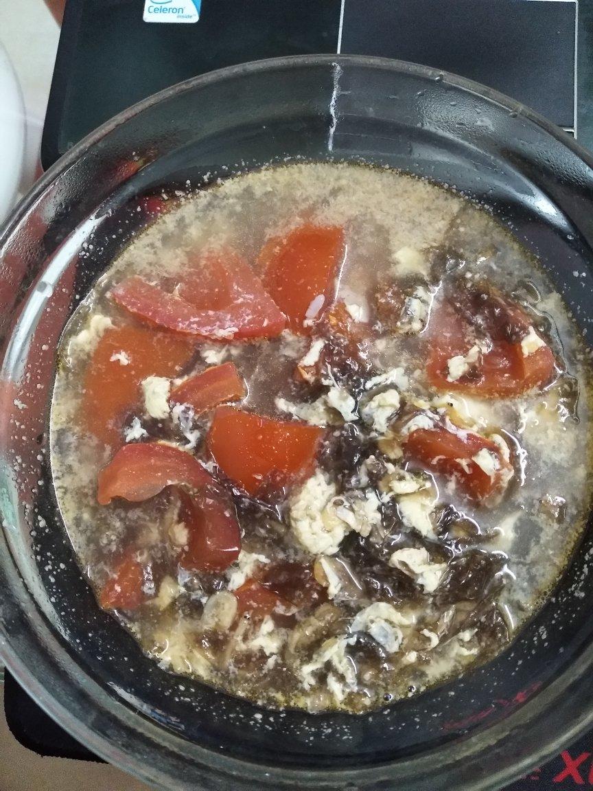 番茄紫菜蛋花汤