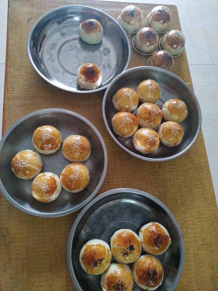 酥到掉渣的蛋黄酥（黄油版）