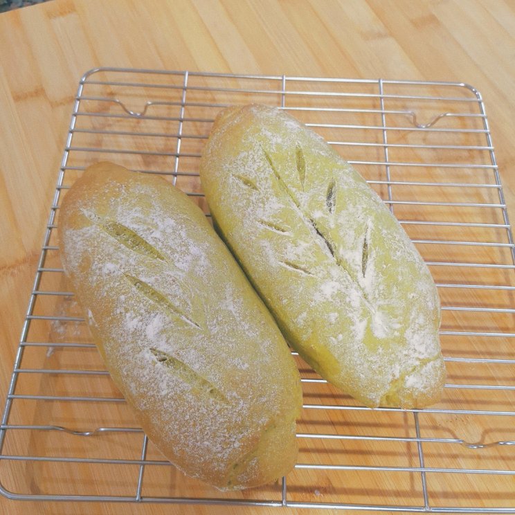 抹茶红豆麻糬软欧面包